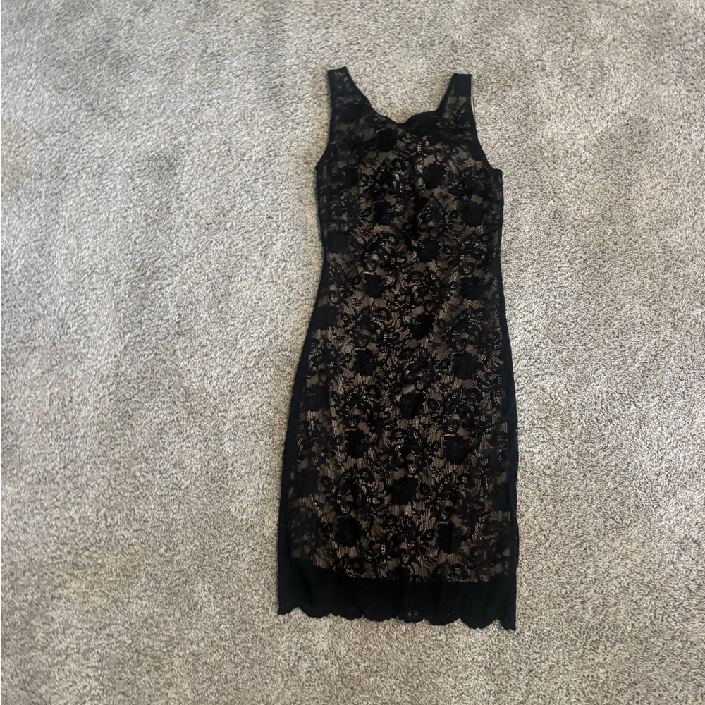 Soprano Black Sheath Midi Dress Sleeveless Scoop Neck